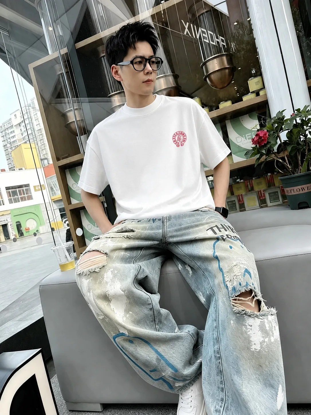 CH～ 《 》 tee ， Same Style ， : Black White Coffee Brown Size：S（90-130 ） M（125-150 ） L（135-165 ） XL（160-190 ） XXL（185 ）